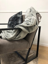 Afbeelding in Gallery-weergave laden, Dome Deco Fauteuil Milo grijs

