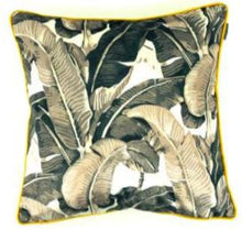 Afbeelding in Gallery-weergave laden, Menza kussen Beverly Hills
