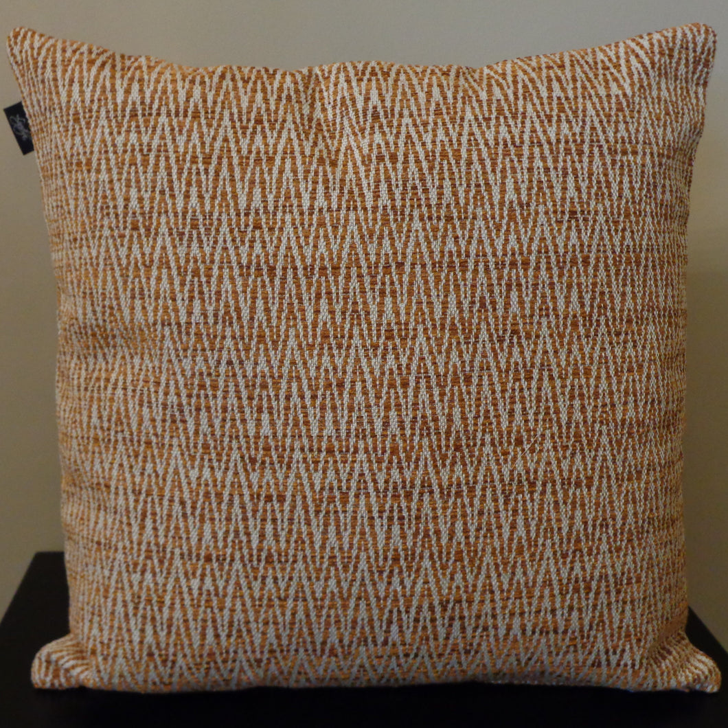 Peggy Kussen Nairobi Cognac