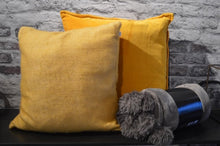Afbeelding in Gallery-weergave laden, J-Line Plaid Pompom

