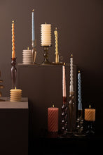 Afbeelding in Gallery-weergave laden, Present Time Kandelaar Swirl Large Chocolade bruin
